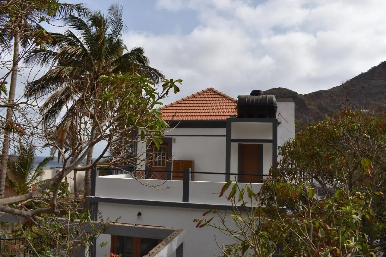 Bed and Breakfast Residencial Nos Raiz Vila Nova Sintra 0*,
